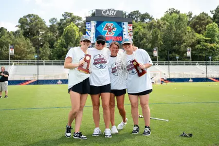 Cover for IWLCA story
