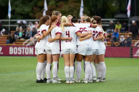 pregame huddle wsoc vs. Louisville