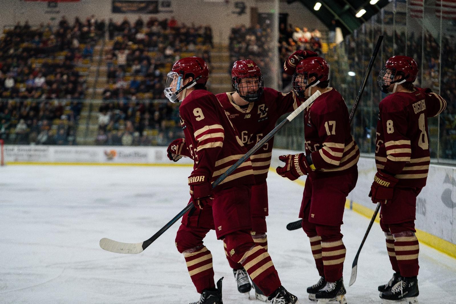 Men’s Hockey Completes Weekend Sweep Against Vermont Men’s Hockey Completes Weekend Sweep Against Vermont
