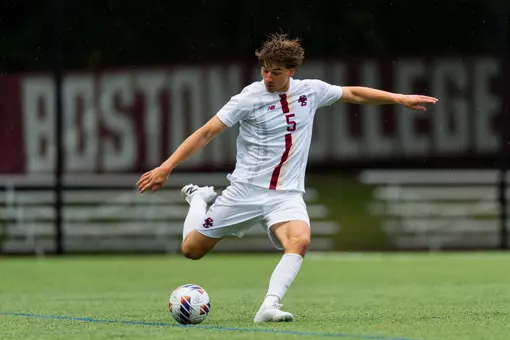 Fynn Henze kicking the ball against Cal