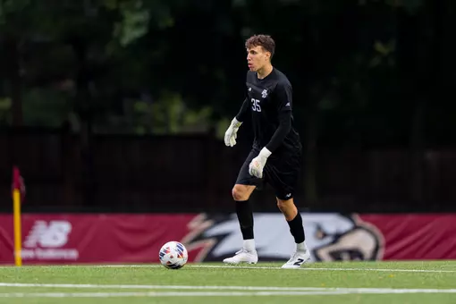 Andrej Borak with the ball against Cal