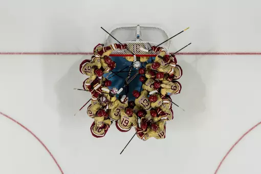 team_huddle vs Colgate