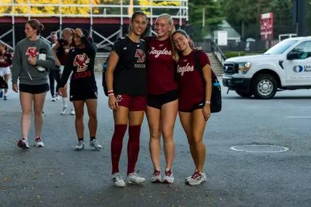 Freeman entering the stadium.