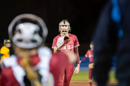 Alyx Rossi on the mound
