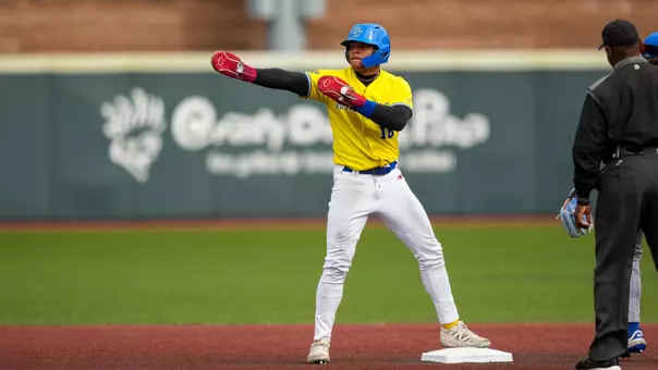 Julio Solier on second base