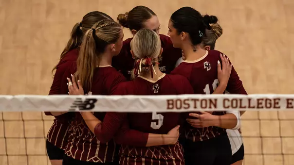 VB Team Photo - UNH Recap