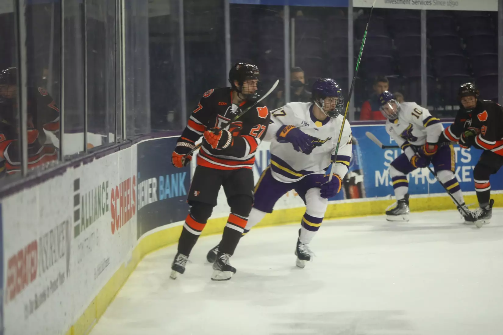 HKY_11_12_21