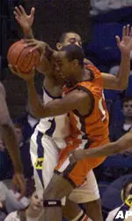 Men's Basketball Loses To Michigan Image