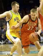 Men's Basketball Opens Season in Alaska Image