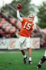 White Handles Orange, 27-7, in Spring Game Image