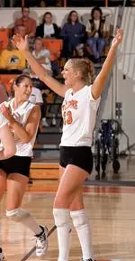 Falcon Volleyball Hosts Oakland Tuesday Image