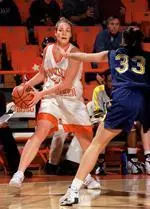 Falcons Host IPFW Saturday At 3:30 Image