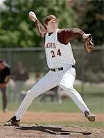 Knoblauch Pitches Gem, Falcons Lose 1-0 Image