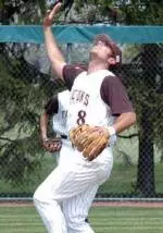 Dayton Defeats Falcons, 6-2 Image