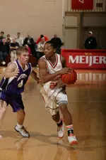 Men's Basketball Travels To Ball State Image