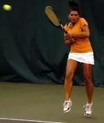 Falcons Edge Penguins, 4-3 Image