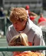 Falcons Win at UIC, 4-3; Extend Winning Streak to Three Image