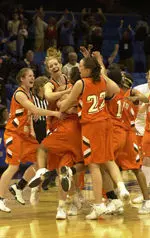 Pairings Announced for Kraft MAC Tournament Image