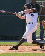 Falcons Split Doubleheader vs. IPFW, Lost 2-1 and Win 5-4 Image