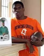 Athlete's Good Grades Pay Off Image