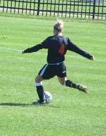 Broncos Ground Falcons, 4-0 Image