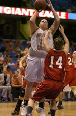 Falcons Hold Off Hard-Charging Broncos, 77-69 Image