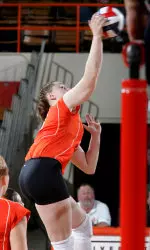 Volleyball Starts a New Win Streak, Sweep Kent State Image