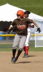 Falcons Top Seton Hall, 7-5, to Begin Weekend on Successful Note Image