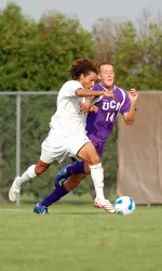 No. 19 Akron Defeats Men's Soccer Falcons on the Road Image