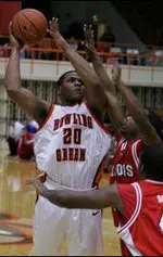 Falcons Gut Out a Win Over Eastern Illinois, 52-48 Image
