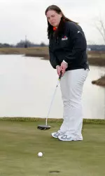 Kari Liggett Named MAC Sportswoman of the Year Image