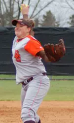 Falcons Dig the Long Ball in 7-2 Win over Western Image