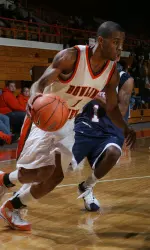 Bowling Green Glides Past Buffalo, 83-70 Image