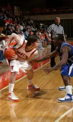 Falcons Head to Akron for Sunday Night Hoops Image