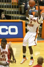 Seniors Rise to Occasion on Final Day of NABC Classic Image