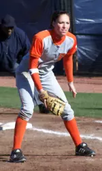 Falcons Defeat Chippewas in Extra Innings, 7-6 Image