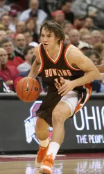 Bowling Green Edges Northern Illinois, 69-61 Image