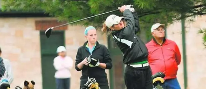 BGSU recruit Bailey Arnold tees off