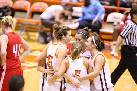 Huddle Chelsea Albert