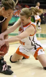 Falcons Set for Sunday Showdown vs. Syracuse Image