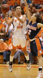 Falcons Battle Back to Beat Syracuse, 72-69 Image