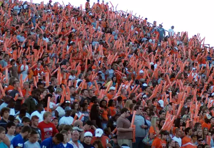 Flash Mob Fires Up Student Body In BGSU Student Union Image
