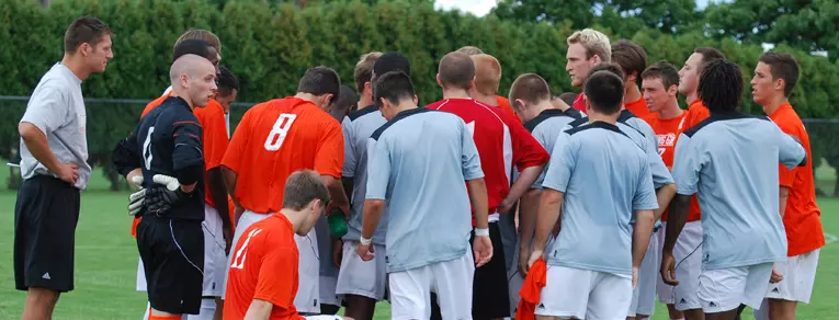 Team huddle BGSU vs. Ohio Wesleyan