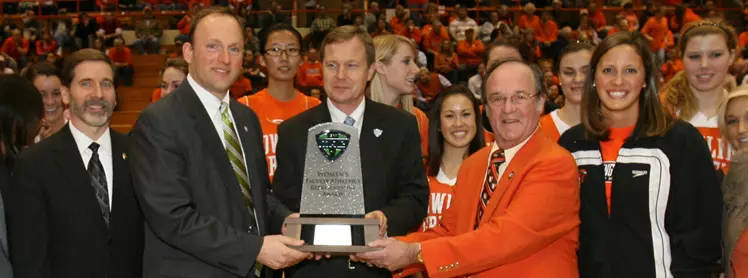 Women's FAR Award 2008-09