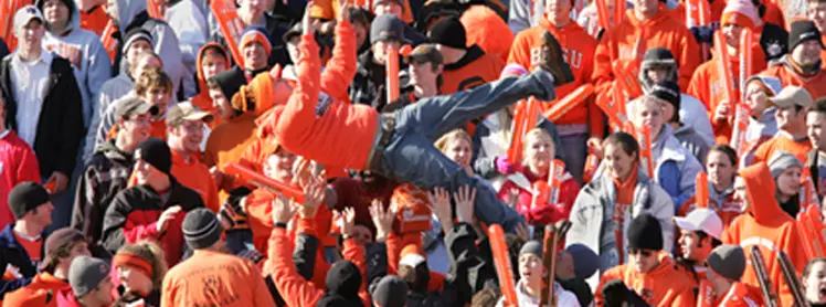 Student Crowd-Surfer