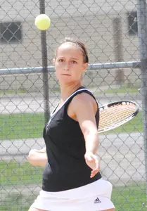 BGSU vs Akron tennis April 23, 2010 - photo by Jason Knavel