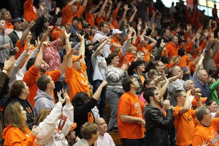 Jan 22 2011 vs Central Michigan - photo by Brad Phalin