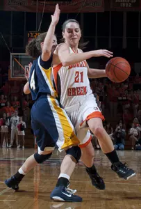 Nathan Dreimiller photo vs Toledo Jan 26 2011