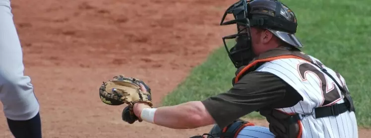 Schlater behind the dish 2010