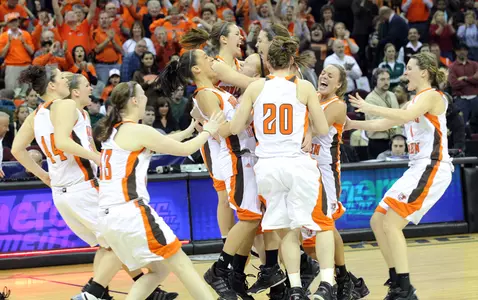 BGSU wins 2011 MAC Tournament title